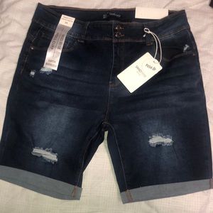 Women’s Mid Rise Bermuda Stretch Destress Shorts Plus Size 20